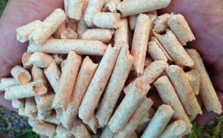 生物質(zhì)為什么要做成顆粒燃料后再燃燒？